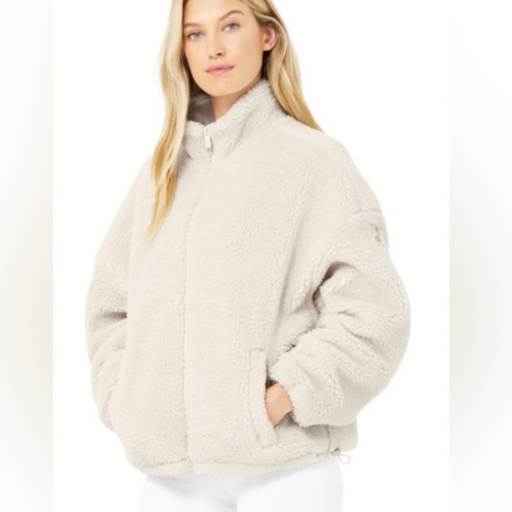 ALO Sherpa flurry jacket